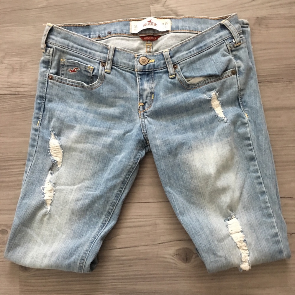 Hollister Light Wash Straight Distressed Jeans